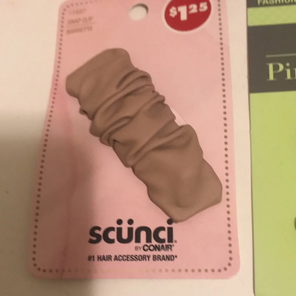 Scunci Hair Accessories Set